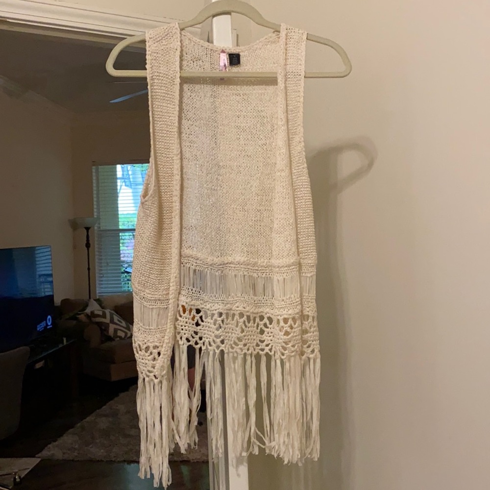 White crochet fringe vest - small